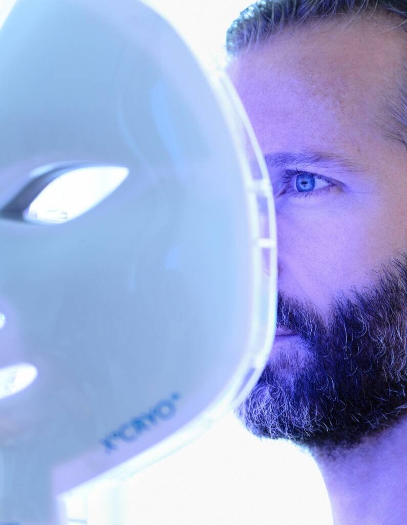 RoseBar Longevity face LED mask treatment